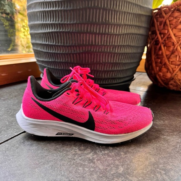 Nike Air ZOOM Pegasus Shoes - Picture 1 of 5